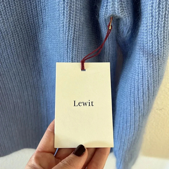 Lewit puff sleeve mohair blend sweater, NWT - Picture 8 of 11